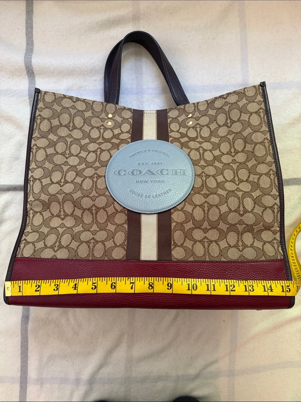 COACH Dempsey Tote Bag 40 In Signature Jacquard With Stripe And Coach Patch - Picture 11 of 14
